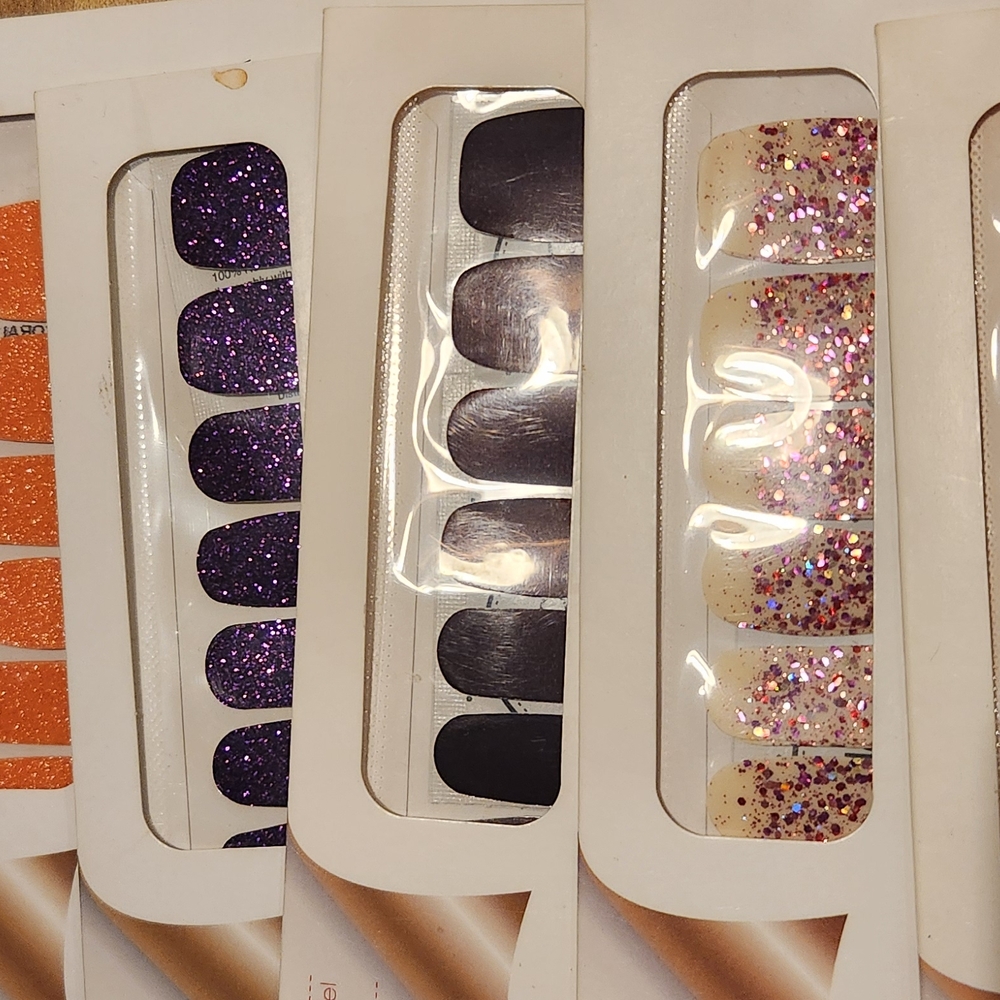 Color Street Glitter and Solid  17 Sets $8 Each All For $85/5 Each